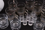 Parti glas och keramik