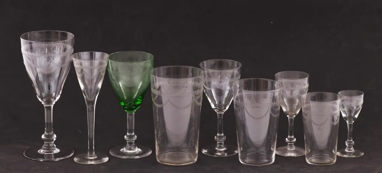 Glasservis 103 delar, "Lina", Skruf/Kosta 1900-talets första hälft