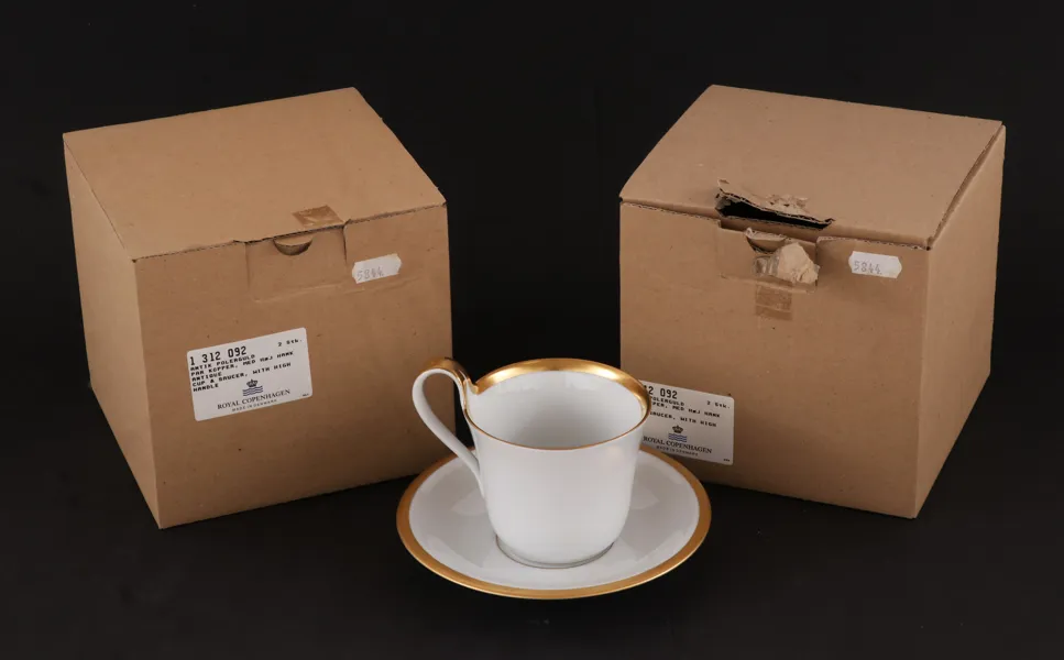 Kaffekoppar med fat 4st, "Golden Sun", Sigvard Bernadotte för Royal Copenhagen