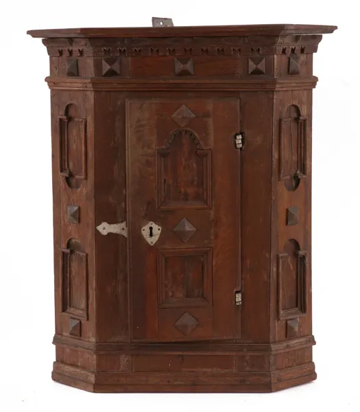 Vägghörnskåp, barock, 1700-tal