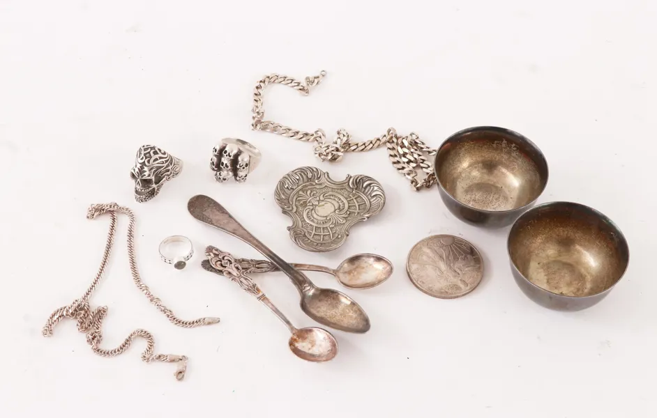 Parti silverföremål, bl.a. sterling