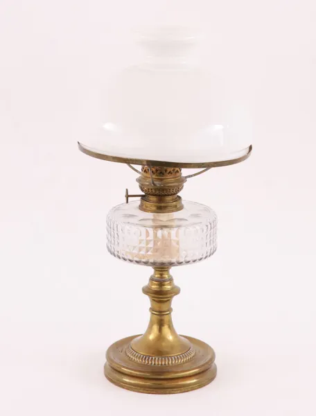 Bordsfotogenlampa, tidigt 1900-tal