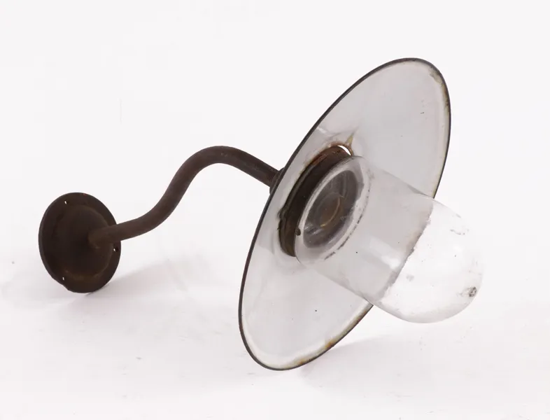 Fasadlampa, 1900-talets första hälft