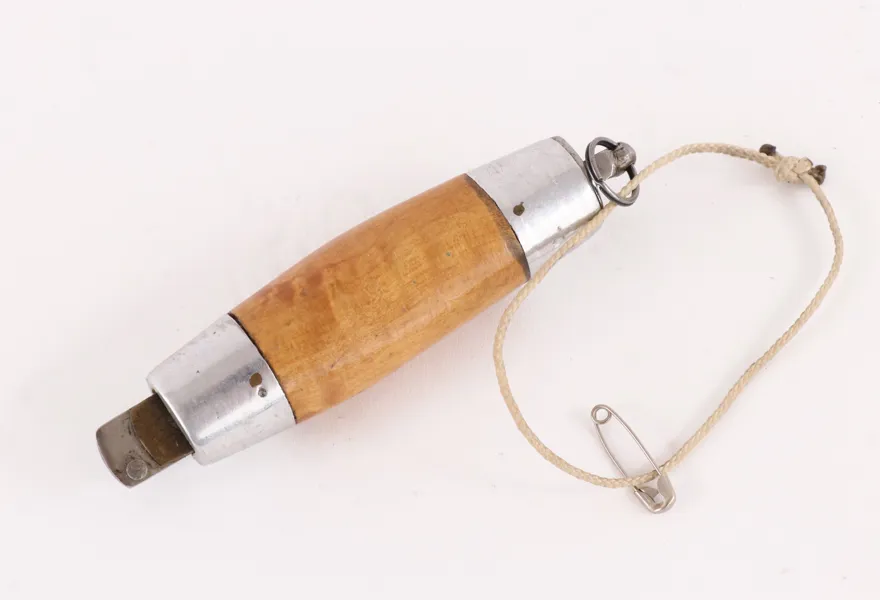 Kniv, så kallad "Tunna", P.Holmberg, Eskilstuna
