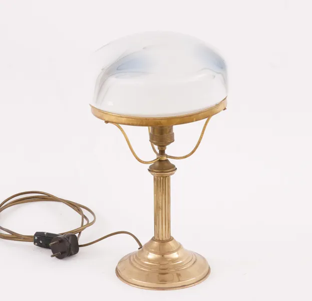 Bordslampa, 1900-talets första hälft