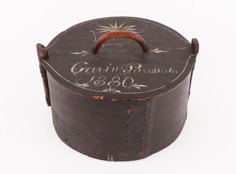 Svepask, allmoge, daterad 1880