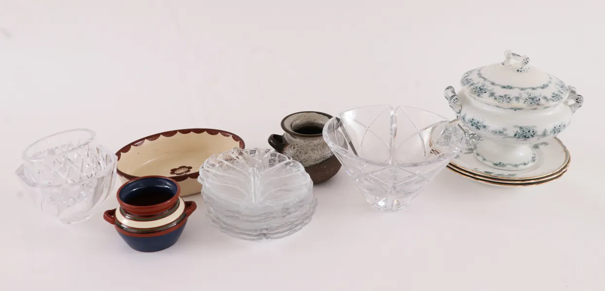 Parti glas och keramik