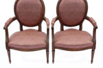 Karmstolar ett par, gustaviansk stil, 1900-tal