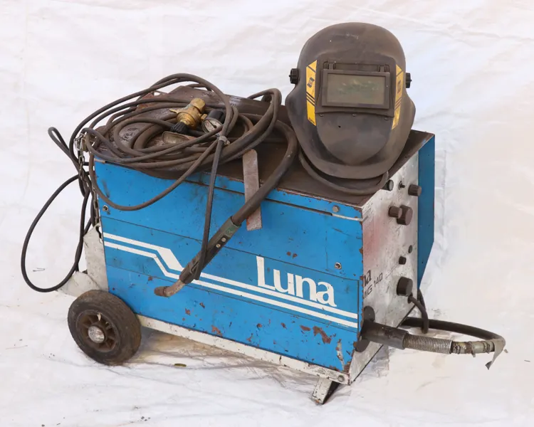 Svets, Luna Minimig 140