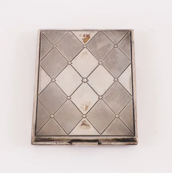 Cigarettetui i silver, 1900-talets första hälft