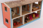 Dockhus med inredning