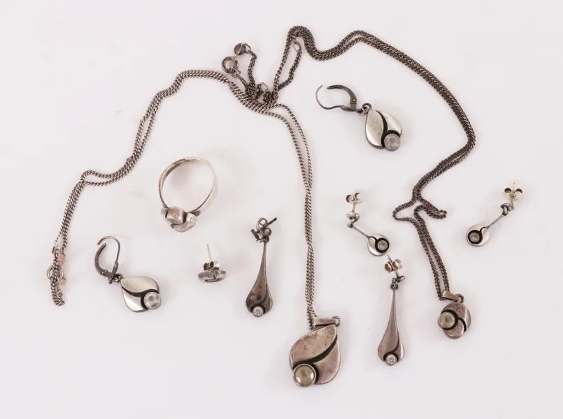 Silversmycken 10 delar, silver, Karl Laine, Finland
