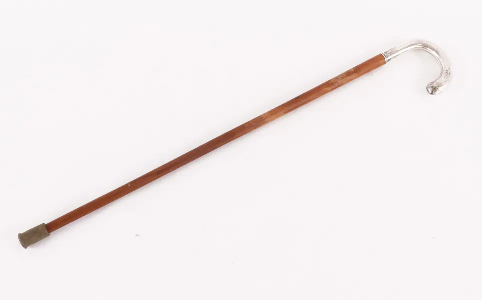 Spatserkäpp med silverhandtag, 1900-talets första hälft
