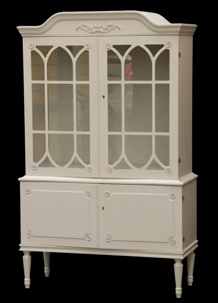 Vitrinskåp, gustaviansk stil, 1900-talets andra hälft