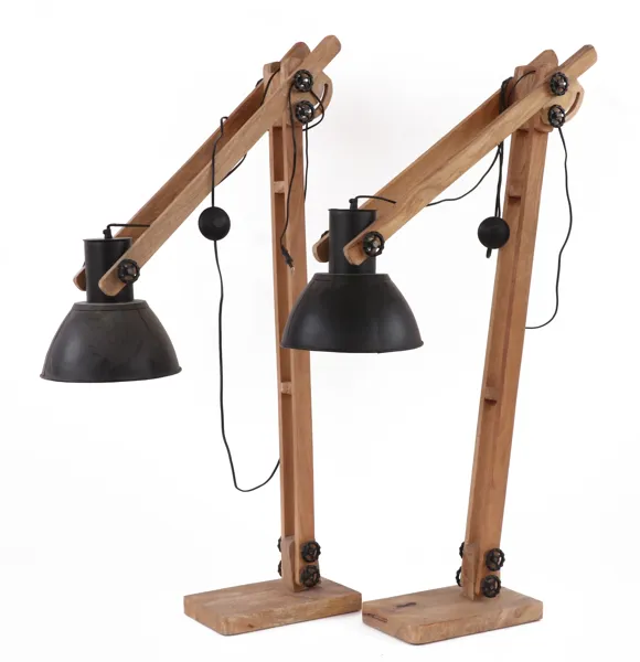Golvlampor ett par, industristil, 2000-tal