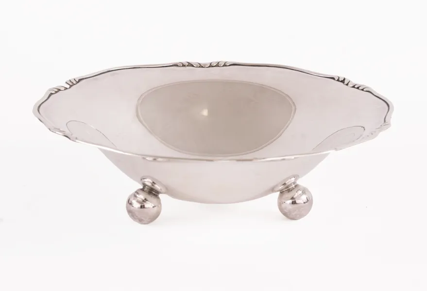 Skål på fötter, silver, WA Bolin, Stockholm, 1932