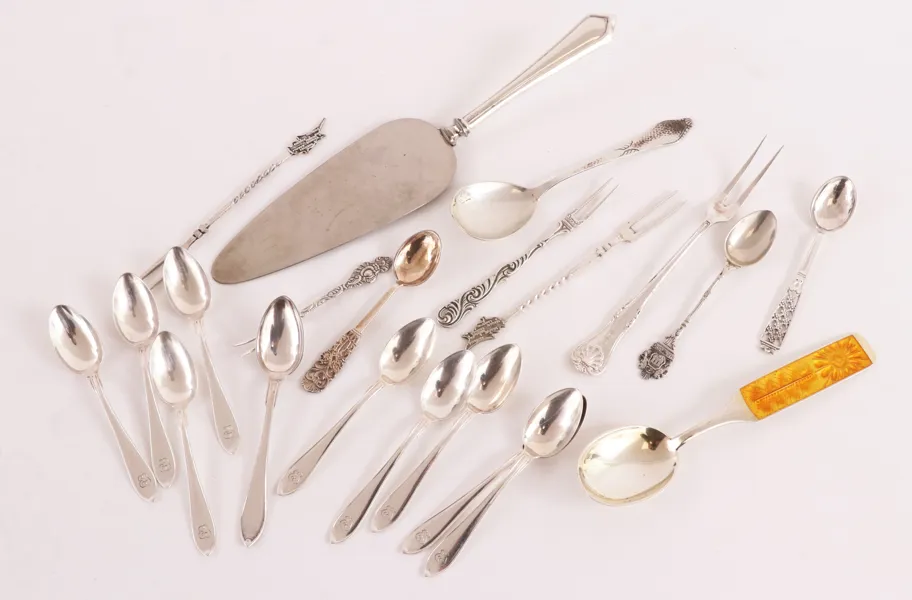 Silver 21 delar