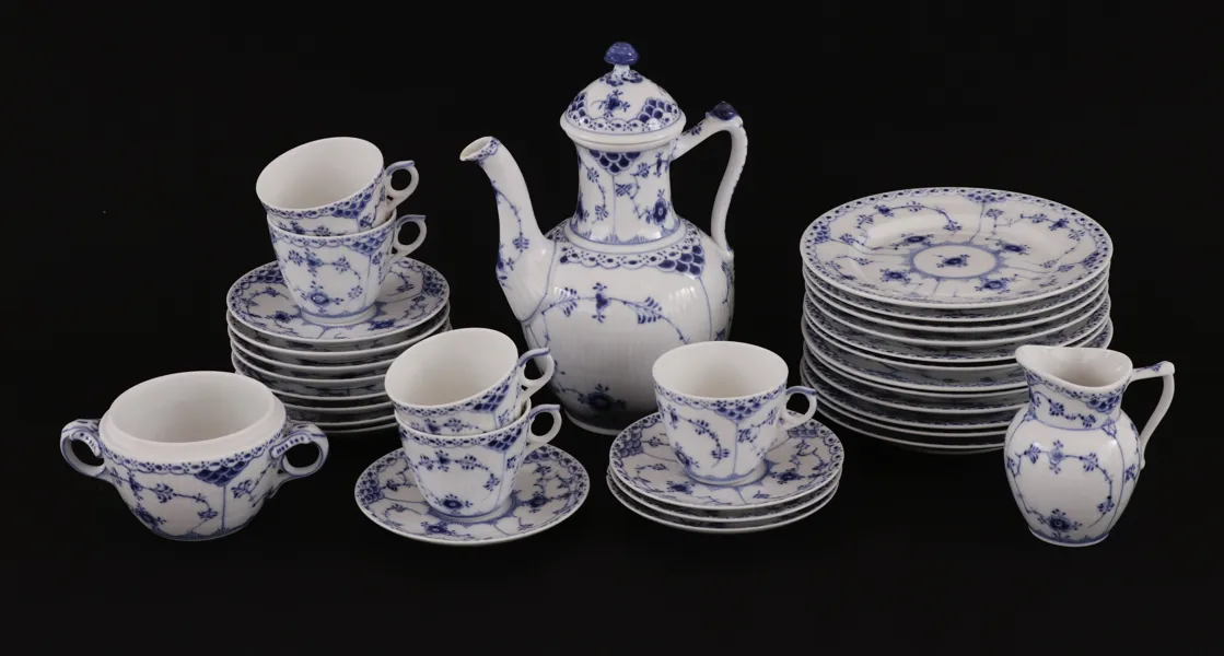 Kaffeservisdelar, "Musselmalet", Royal Copenhagen, Danmark