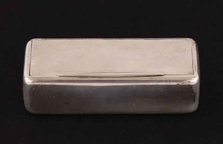Dosa med lock, silver, 1876