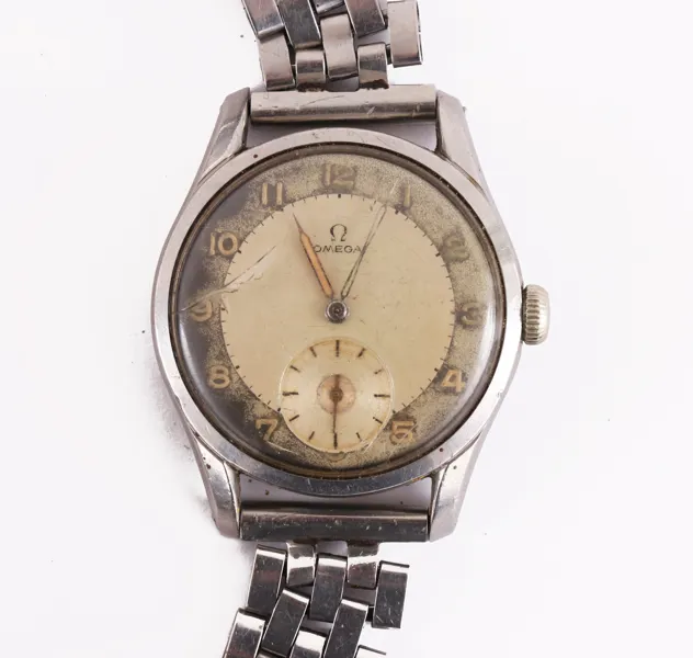 Herrarmbandsur, Omega, omkring 1900-talets mitt