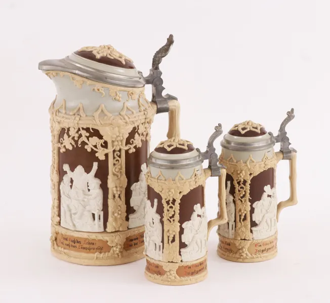 Kanna med två sejdlar, Villeroy & Boch, omkring år 1900