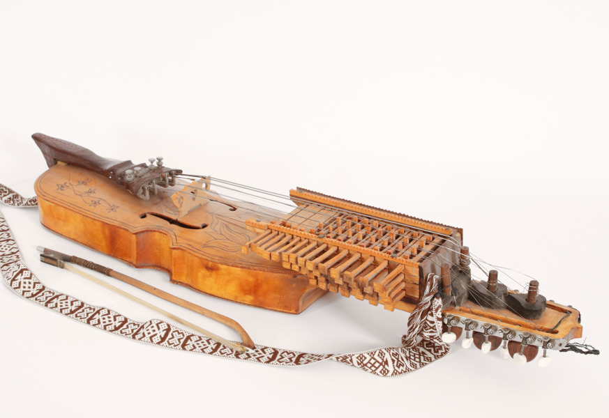 Nyckelharpa, daterad 1922